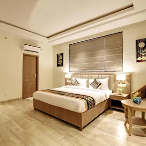 City Lite Near Igi Airport Hotel
