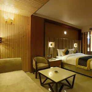 Luxury Near Igi Airport Hotel
